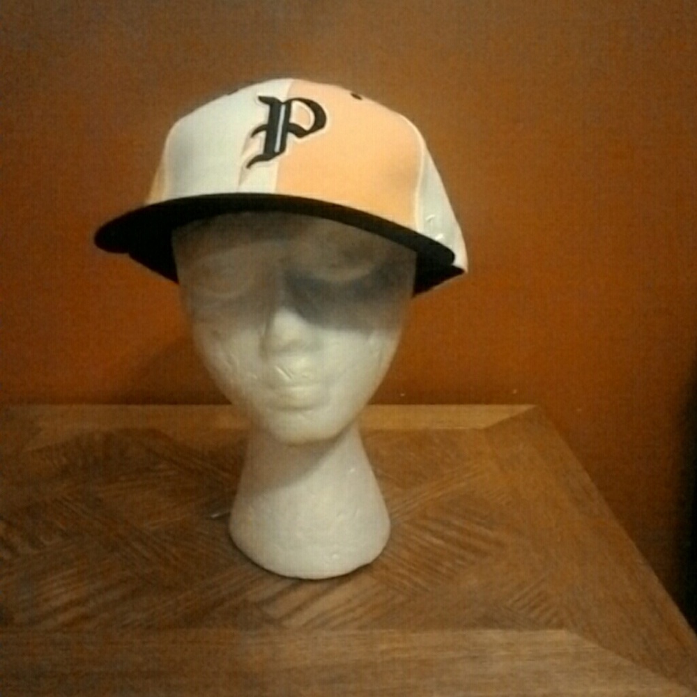 Fitted - Picture 2 of 4